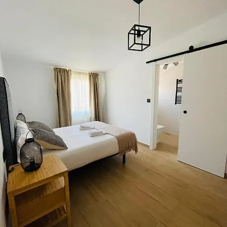 شقة El Apartamento De La Colegiata